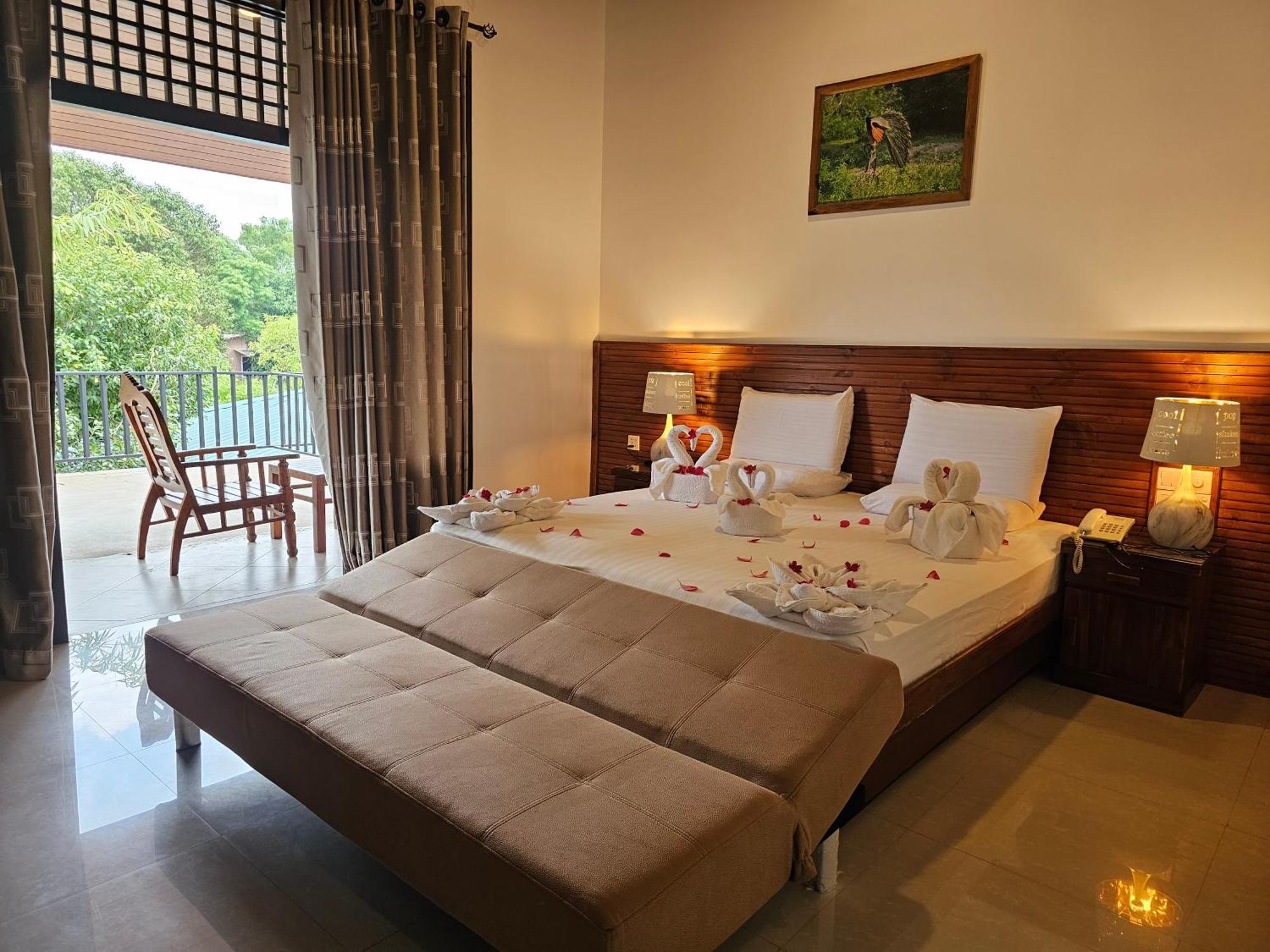 Gamodh Citadel Resort Anuradhapura Exterior foto