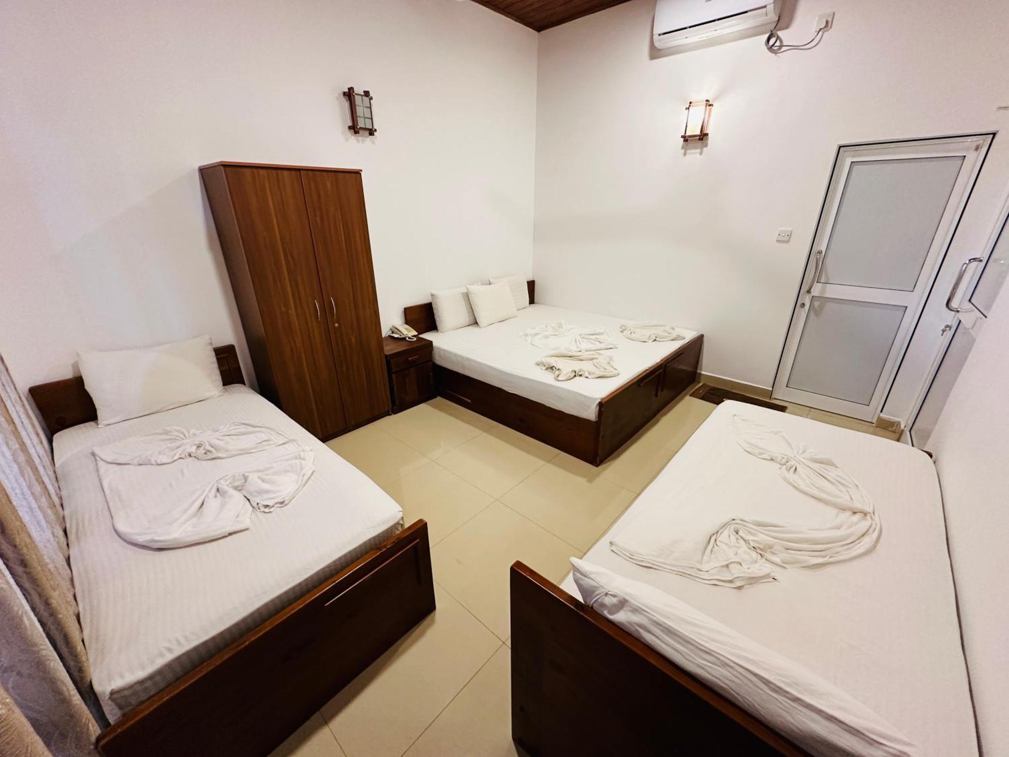 Gamodh Citadel Resort Anuradhapura Exterior foto